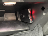 今や必須装備となった、料金所をキャッシュレスでスムースに通過できるETCが装着済みです。