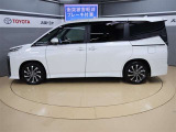 両側パワースライドドア付きだから、狭い駐車スペースなどでの 乗り降りラクラク!小さなお子さまのいるご家庭には嬉しい装備。