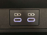 2.1AのUSBポートです。
