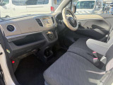 自社認証工場を完備しておりますので、納車前の車検・整備や、アフターメンテナスもばっちりですので、安心して当社にお任せ下さい。また、当社にて車輌ご成約のお客様はオイル交換永久無料のサービス付きです!