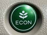 ★ECONスイッチ★ エコドライブを加速しよう!スイッチをONにすると、運転の仕方によるロスを抑え込み燃費をよくするようクルマが頑張ります(*^ー^*)燃費向上にチャレンジ♪