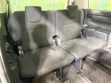 3列目シートはもちろん状態良好☆大人でもゆったりと座って頂けますので、大人数でのお出かけもラクラクです♪ご家族で、気の知れた仲間で、ドライブに行くのが楽しみですね♪