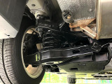 お車を安心してお乗りいただく為には、足回りの定期点検が欠かせません。サービスサポート(有償保証)では無料点検もご提供しており、安心のカーライフをお過ごしいただけるサポート体制が整っています。