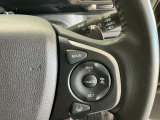 【アダプティブ・クルーズ・コントロール】予め設定した車速内でクルマが自動的に加減速。 前走車との適切な車間距離を維持しながら追従走行し、高速道路でのドライバーの疲労を軽減してくれる嬉しい機能付♪