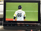 TV付きの車となっております。送迎時の待ち時間などとてもお役に立ちます。
