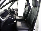 高いホールド性で運転姿勢が安定します。長距離ドライブでも疲れにくいのが魅力です。快適なドライビングライフをお送りください♪