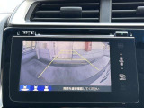ガイドライン表示で駐車をサポートするバックカメラを搭載。駐車時も安心です。