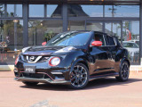 迫力のあるNISMO RS専用フロントバンパーを装備。低くワイドに見えるスタイルが魅力の一台です。