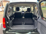 キレイな荷室です