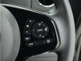 ◆アダプティブクルーズコントロール◆予め設定した車速内でクルマが自動的に加減速。前走車との適切な車間距離を維持しながら追従走行します。【LKAS】車線維持支援システムでステアリング操作を支援。