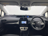プリウス 1.8 S E-Four 4WD 修復歴無し