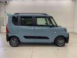 軽自動車、小型車を中心に常時300台展示車を御用意させて頂いております