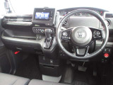 運転しながら、周囲がよく見えるおすすめのクルマです。フロントピラーを細くして前方視界を拡大し、右左折時の歩行者や交通状況に対する視認性を向上させています。