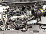 「SKYACTIV-G(ガソリン)」は、規格外の高圧縮を実現し、世界のエンジン技術者に驚きを与えました。さらに、それを維持したままノッキングの発生を抑え、熱効率を向上、走りにも寄与したエンジンです。