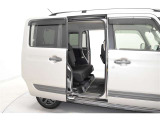 当店は全車『ロングラン保証』付!(1年間、距離無制限 HV車はHV保証付) 別途延長保証もご用意しております♪ ぜひ現車を確認にご来店ください