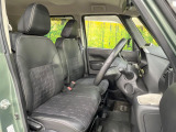 運転席シート廻りは使用感も少なく、良好な状態となっています。前オーナー様が丁寧に使っていたことがよくわかりますね。