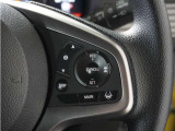 ◆アダプティブクルーズコントロール◆予め設定した車速内でクルマが自動的に加減速。前走車との適切な車間距離を維持しながら追従走行します。【LKAS】車線維持支援システムでステアリング操作を支援。
