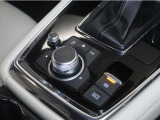 【電動サイドパーキング】便利な電動式パーキングブレーキ(オートホールド機能)付♪渋滞や信号待ちで長く停車する時も、ペダルから足を離しておくことが出来ますので、足が疲れにくいです!