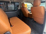 自社認証工場を完備しておりますので、納車前の車検・整備や、アフターメンテナスもばっちりですので、安心して当社にお任せ下さい。また、当社にて車輌ご成約のお客様はオイル交換永久無料のサービス付きです!また