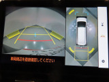 パノラミックビューモニターで車庫入れ駐車もラクラクです♪