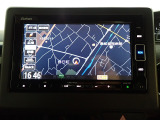 ホンダ純正ナビなのでダッシュボードにスッキリと収まっています。土地勘の無い所でも道に迷わず安心ですね!