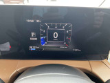 視認性の高いメーターで運転情報を的確に把握できます!