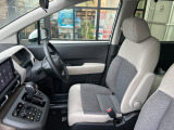 ゆったりとした運転席です★