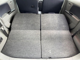 後席を格納すると、これだけの広さが!シーンに合わせたシートアレンジで、大きな荷物も積むことが出来ます♪