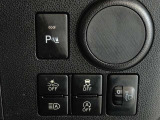 ダイハツの衝突被害軽減ブレーキ「スマートアシスト」を搭載しています。