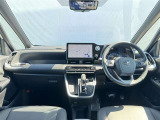 ノア  1.8 ハイブリッド S-Z E-Four 4WD
