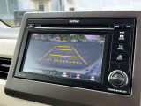 ★リアカメラ★ バックに入れると自動でバックカメラに切り替わります。運転が苦手な方でも安心して車庫入れができます
