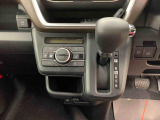 群馬ダイハツでは、安心してお乗りいただけるようにすべての車に検査・クリーニングを実施しています。