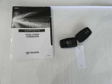 スマートキーは、2個あります。ドアロックもエンジンの始動もキーを取り出す必要は、ありません