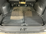 荷物に合わせて、自在にシートアレンジ。日常からレジャーまで、多彩な荷物を積載できます。