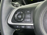 ステアリングスイッチ装備!運転しながら手元でオーディオの操作などができます。