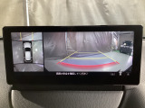 狭い場所での駐車やすれ違いなどでより的確な運転操作に役立つ360&deg;ビューモニターが装備されています。