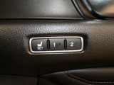 【パワーシート】メモリー機能付きパワーシート装備車です。電動でシートが動きます、高級感がありとても便利な機能です!