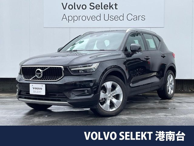 XC40 B4 AWD モメンタム 4WD