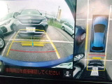 パノラミックビューモニター&バックモニター♪車両の前後左右に搭載した4つのカメラの映像を合成し、車を真上から見ているような映像を表示♪