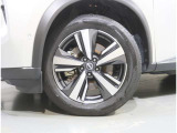 タイヤサイズは【235/55R19】です☆