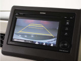◆バックカメラ◆リバースにするだけで映ります、後方の安全確認や、狭い駐車場での車庫入れ、雨の日や夜間など視界の悪い時に便利です!安全にバックする為には欠かせない装備です。