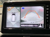 【アラウンドビューモニター】車を上から見下ろしているかのような映像で周囲の状況がひと目で確認、狭い駐車場に駐車するときも安心です♪
