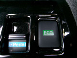 e-Pedalスイッチです。電気自動車ならではの走りが楽しめます。