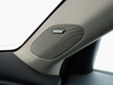 BOSEプレミアムサウンドシステムは、車内全体に臨場感ある音を届ける音質オーディオです。クリアな音声と重厚な低音、移動時間をより快適に楽しめます。