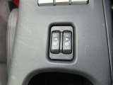 運転席・助手席シートヒーター付き。