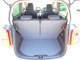 ◆定員乗車時のカーゴルームです。普段のお買い物の荷物やたくさんの収納が可能です。