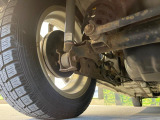 お車を安心してお乗りいただく為には、足回りの定期点検が欠かせません。サービスサポート(有償保証)では無料点検もご提供しており、安心のカーライフをお過ごしいただけるサポート体制が整っています。