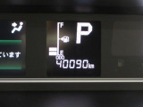 たとえばダイハツのお店にある、たくさんのスマアシ搭載車は、正常に作動する事をしっかり確認します。