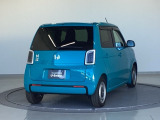 バックカメラが付いているのでバックでの車庫入れも安心です。