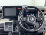 このハンドルを握った時に、車を所有している優越感を味わえますね